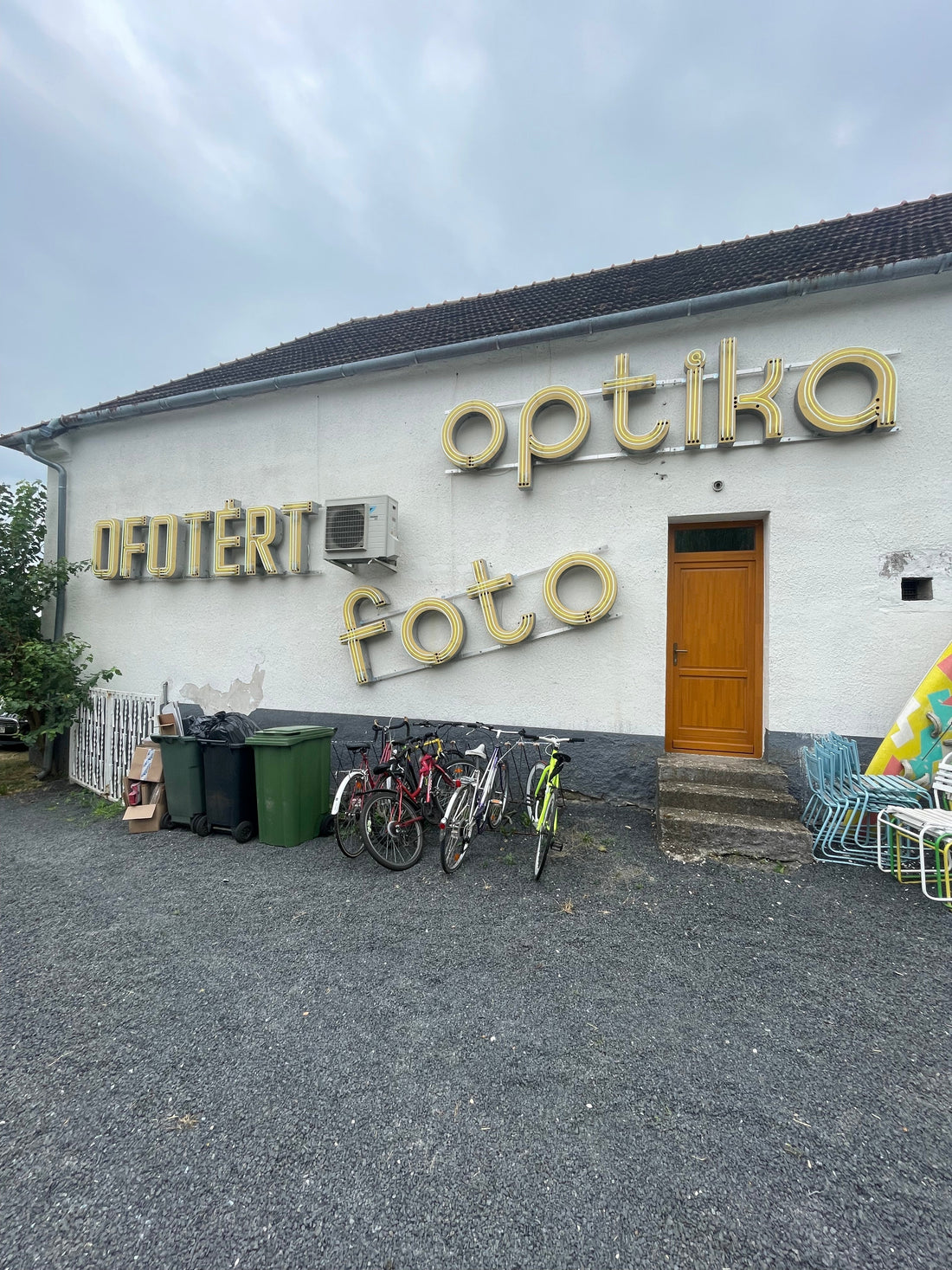 Neon Exhibition in the Káli medence