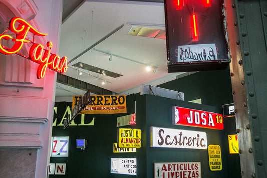 ‘European neon summer’ – Exhibition Guide